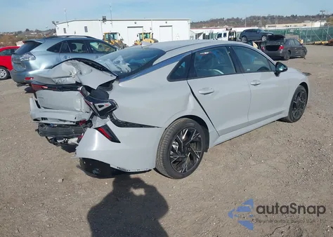 2025 Kia K5 Gt-Line z USA, uszkodzony, nr VIN KNAG64J72S5382499